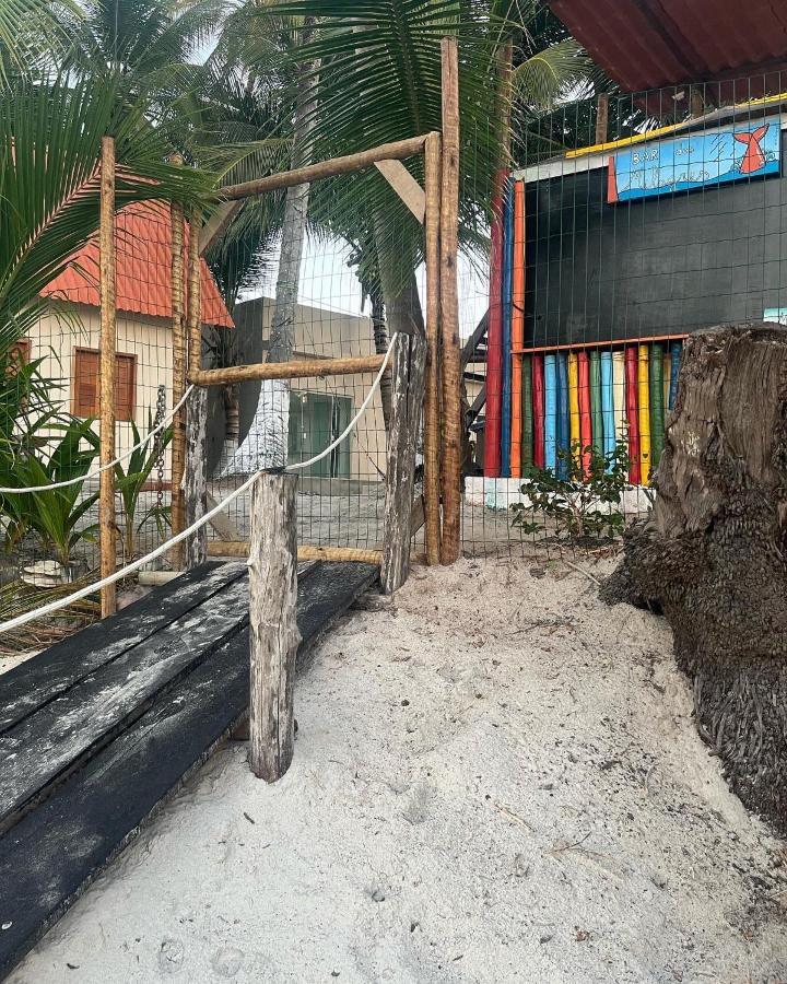Vila Dos Gnomos Paraiso Mistico Pe Na Areia イリェウス エクステリア 写真