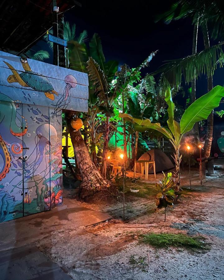 Vila Dos Gnomos Paraiso Mistico Pe Na Areia イリェウス エクステリア 写真